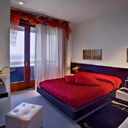 Hotel Le Tegnue Sottomarina Rum bild