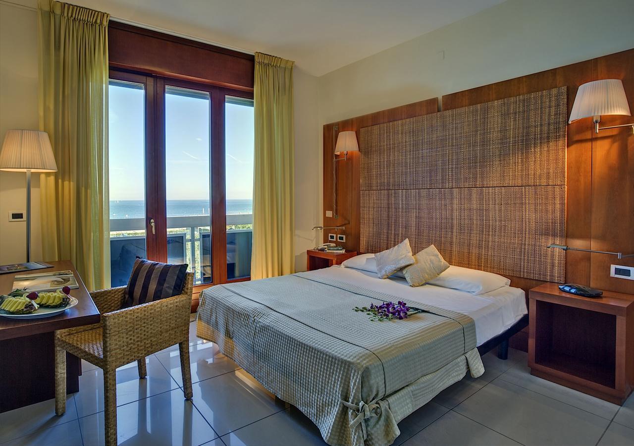 Hotel Le Tegnue Sottomarina Exteriör bild